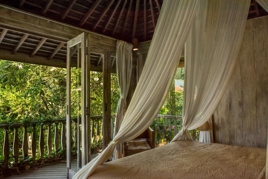Villa Istimewa Семиняк Екстериор снимка